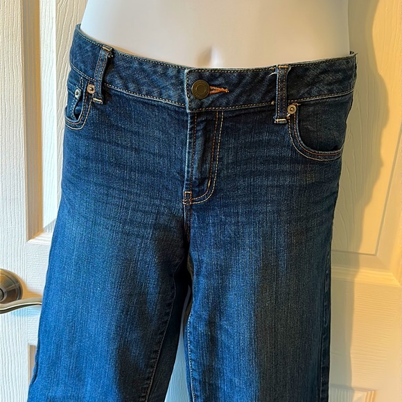 Ladies American Eagle “Favorite Boyfriend” Jeans - Picture 2 of 10